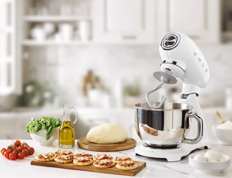 Миксери и пасатори Планетарен миксер Smeg SMF03WHEU Бял